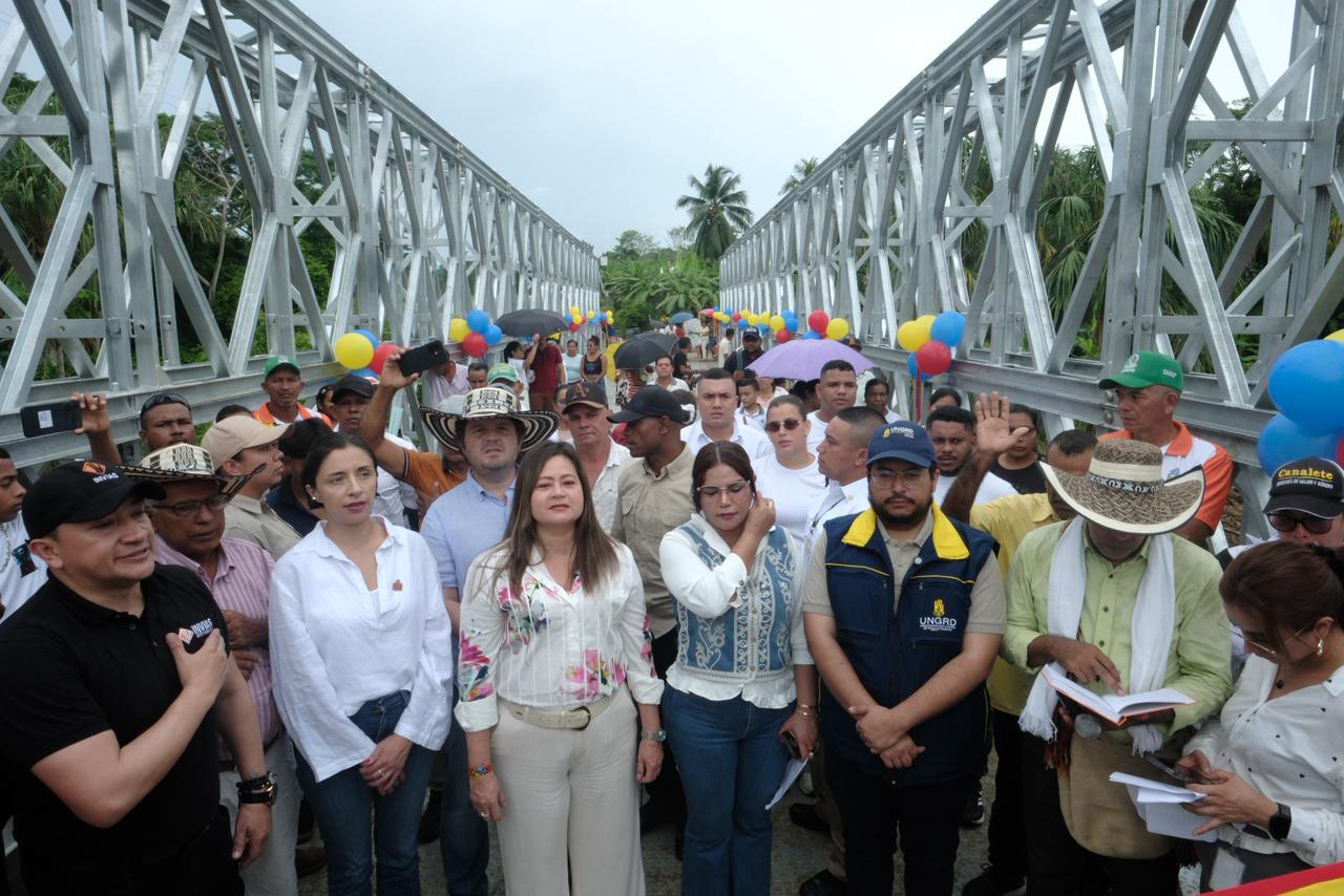 Gobierno nacional restablece la movilidad de 8.500 personas con nuevo puente en Canalete, Córdoba