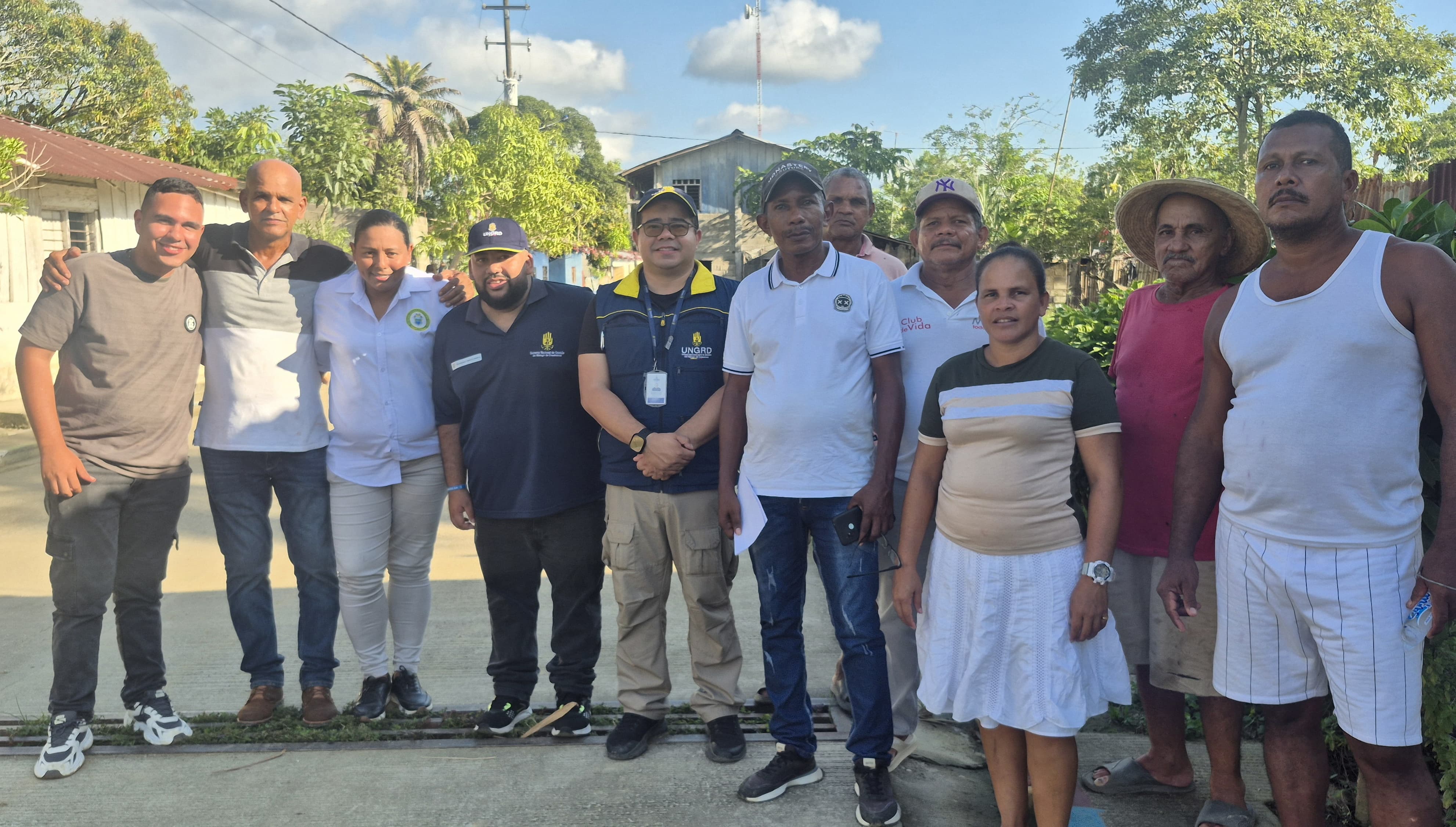 Con transferencia económica, la UNGRD compensa a familias por obra del Canal de La Esperanza, en La Mojana