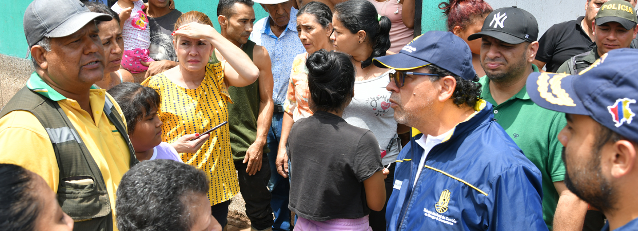 Director de la UNGRD, Javier Pava Sánchez, recorrió zonas afectadas por el desbordamiento del río en Supía, Caldas.